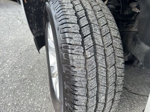 Used 2015 GMC Canyon SLE w/ SLE Convenience Package image 28