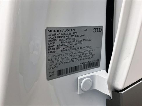 Certified 2025 Audi Q5 Premium Plus AWD/4WD image 34