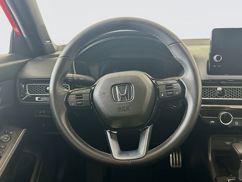 Used 2025 Honda Civic Sport image 18