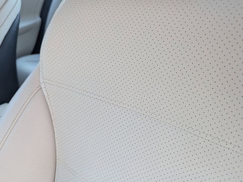 Used 2022 Mercedes-Benz C 300 Sedan image 16