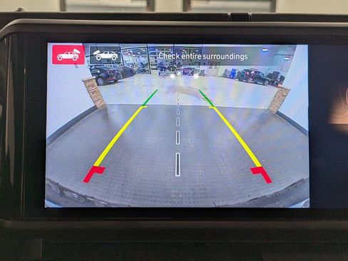 Used 2024 Jeep Wrangler Rubicon w/ Technology Group image 12