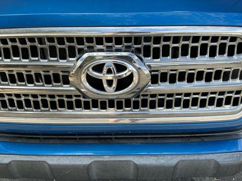 Used 2017 Toyota Tacoma TRD Off-Road image 23