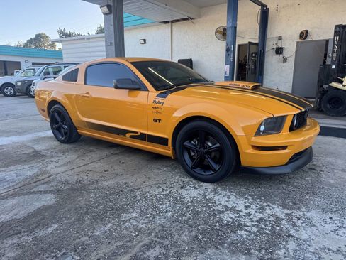 Used 2008 Ford Mustang GT Premium image 2