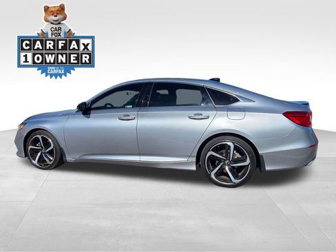 Used 2022 Honda Accord Sport image 4