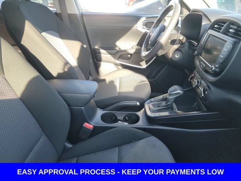 Used 2024 Kia Soul LX w/ Option Group 015 FWD image 14