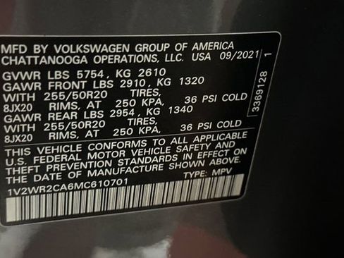 Used 2021 Volkswagen Atlas SE image 40