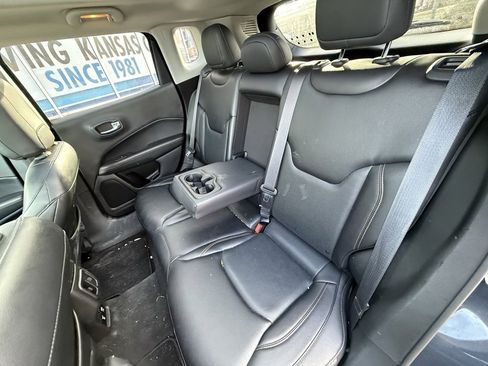 Used 2017 Jeep Compass Limited image 12