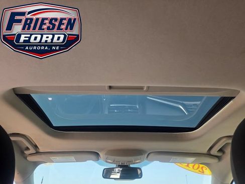 Used 2019 Ford Fusion SE AWD/4WD image 23