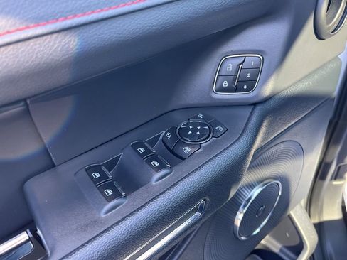 Used 2024 Ford Expedition Max Limited image 18