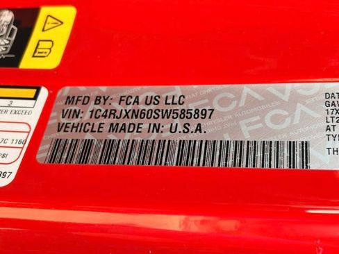 Used 2025 Jeep Wrangler Unlimited Sport S 4xe AWD/4WD image 37
