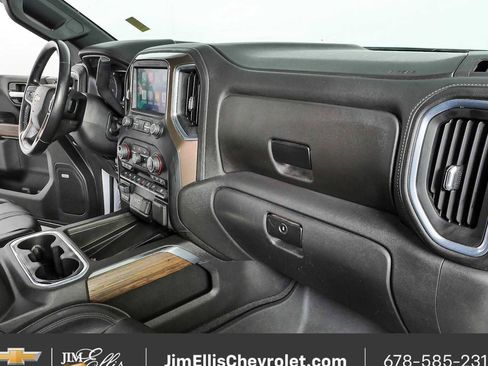 Certified 2021 Chevrolet Silverado 1500 High Country w/ Technology Package AWD/4WD image 24