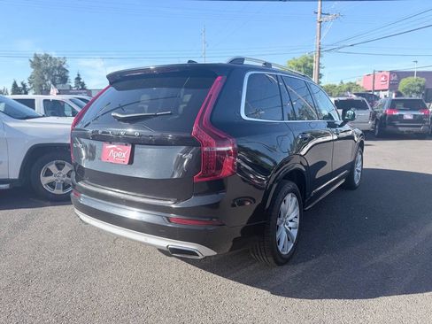 Used 2016 Volvo XC90 T6 Momentum w/ Momentum Plus Package AWD/4WD image 7