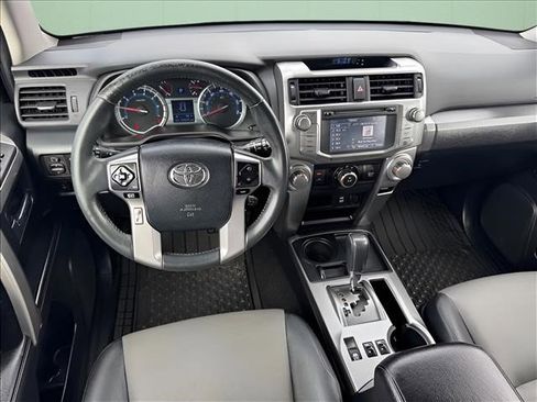 Used 2016 Toyota 4Runner SR5 Premium RWD image 11