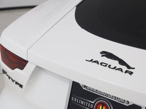 Used 2021 Jaguar F-TYPE R image 59