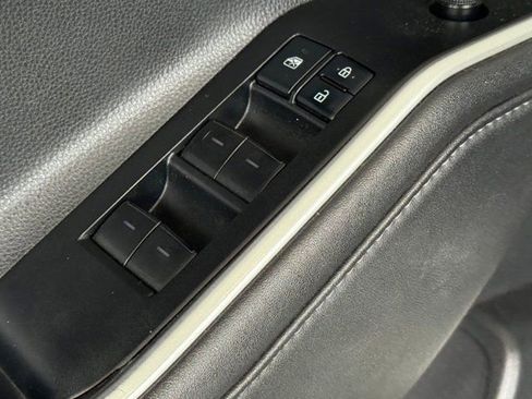 Certified 2020 Toyota Highlander XLE image 24