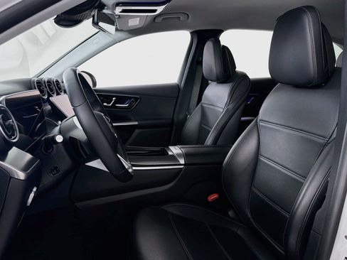 Certified 2024 Mercedes-Benz GLC 300 image 18