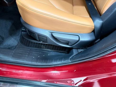 Used 2020 Toyota Highlander Limited Platinum image 17