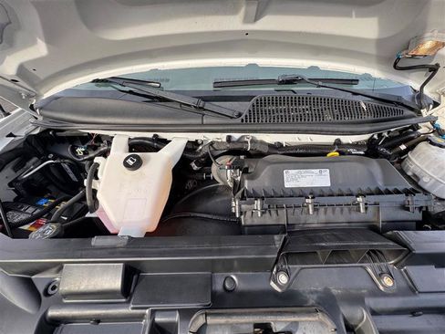 Used 2019 Chevrolet Express 3500 w/ Driver Convenience Package image 38