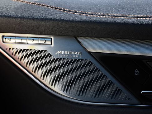 New 2026 Jaguar F-PACE R-Dynamic S AWD/4WD image 31