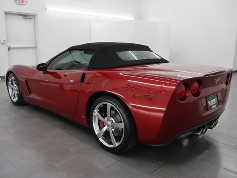 Used 2008 Chevrolet Corvette Convertible w/ Preferred Equipment Group RWD image 42