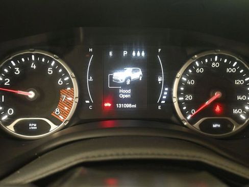 Used 2019 Jeep Renegade Sport image 9