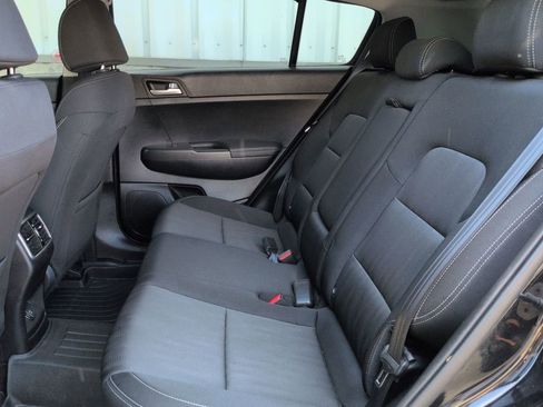 Used 2020 Kia Sportage LX AWD/4WD image 15
