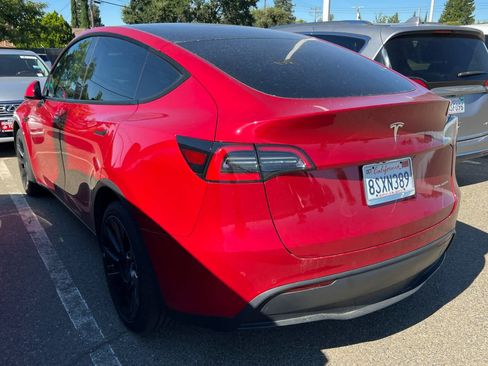 Used 2020 Tesla Model Y Long Range AWD/4WD image 6