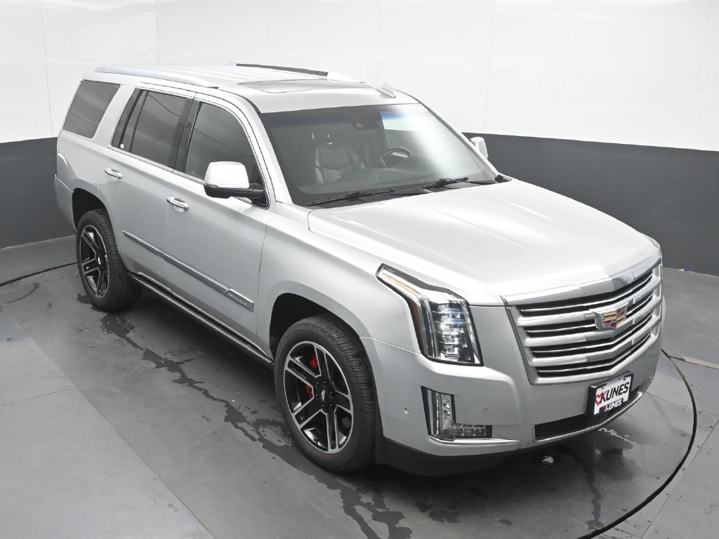 Used 2018 Cadillac Escalade Platinum AWD/4WD image 37