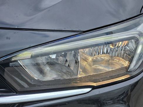 Used 2022 Buick Encore GX Select w/ Sport Touring Package FWD image 35