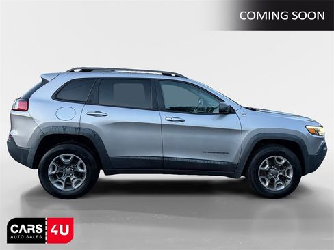 Used 2019 Jeep Cherokee Trailhawk image 8