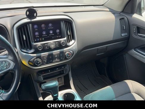 Used 2020 Chevrolet Colorado LT w/ LT Convenience Package AWD/4WD image 18