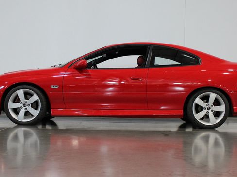 Used 2006 Pontiac GTO RWD image 38