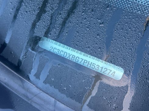 Used 2023 Dodge Charger SXT image 2