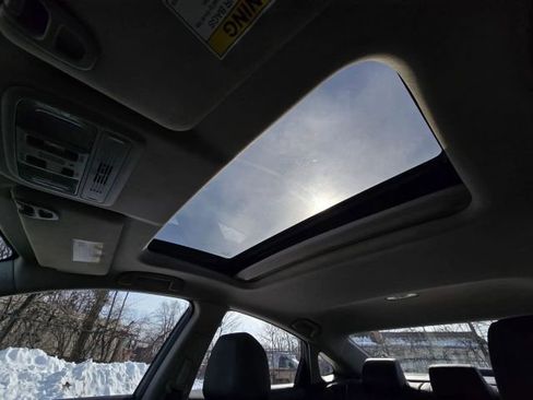 Used 2016 Honda Civic Touring image 34