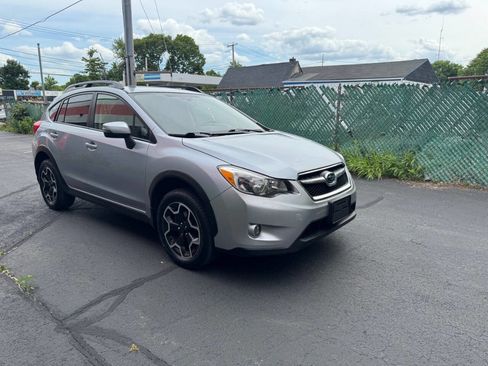 Used 2015 Subaru Crosstrek 2.0i Limited AWD/4WD image 3