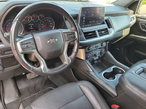 Used 2021 Chevrolet Suburban Z71 AWD/4WD image 12