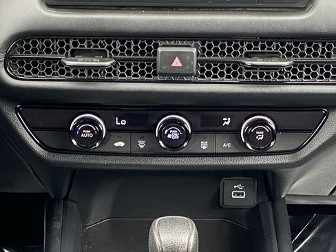 Used 2024 Honda HR-V LX image 14