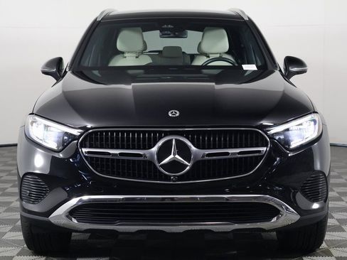 Certified 2023 Mercedes-Benz GLC 300 GLC 300 image 2