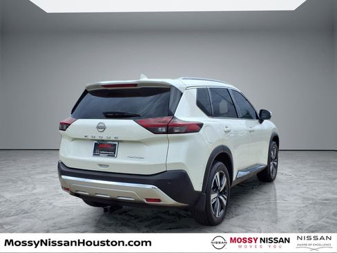 Used 2023 Nissan Rogue Platinum w/ Platinum Premium Package FWD image 7