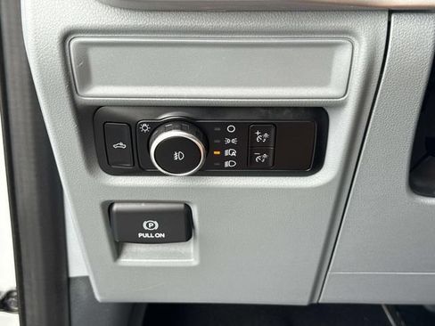 Used 2023 Ford F150 XLT AWD/4WD image 16