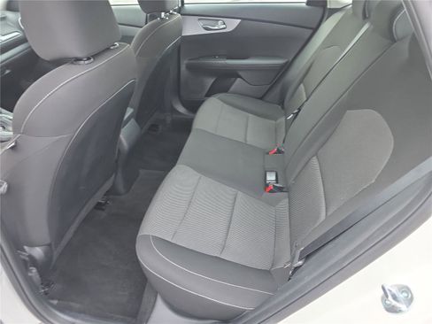 Used 2024 Kia Forte LXS image 16