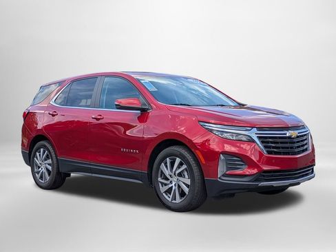 Used 2024 Chevrolet Equinox LT FWD image 2