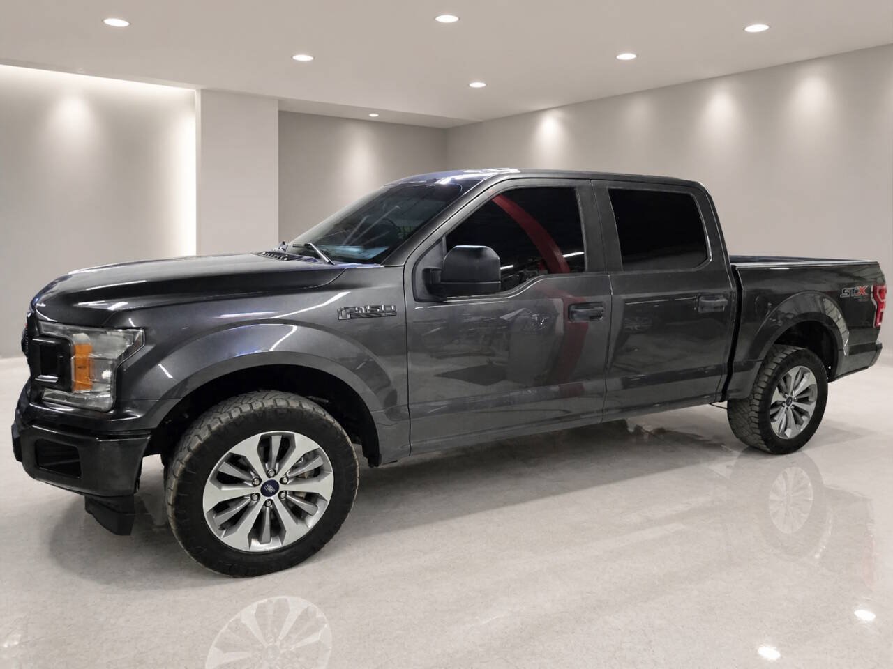 Used 2019 Ford F150 XL w/ Equipment Group 101A Mid AWD/4WD image 2