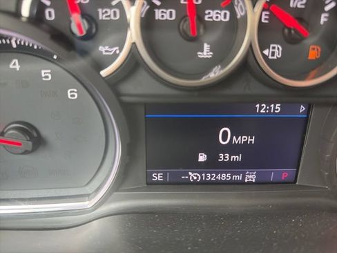 Used 2020 Chevrolet Silverado 1500 LT AWD/4WD image 19