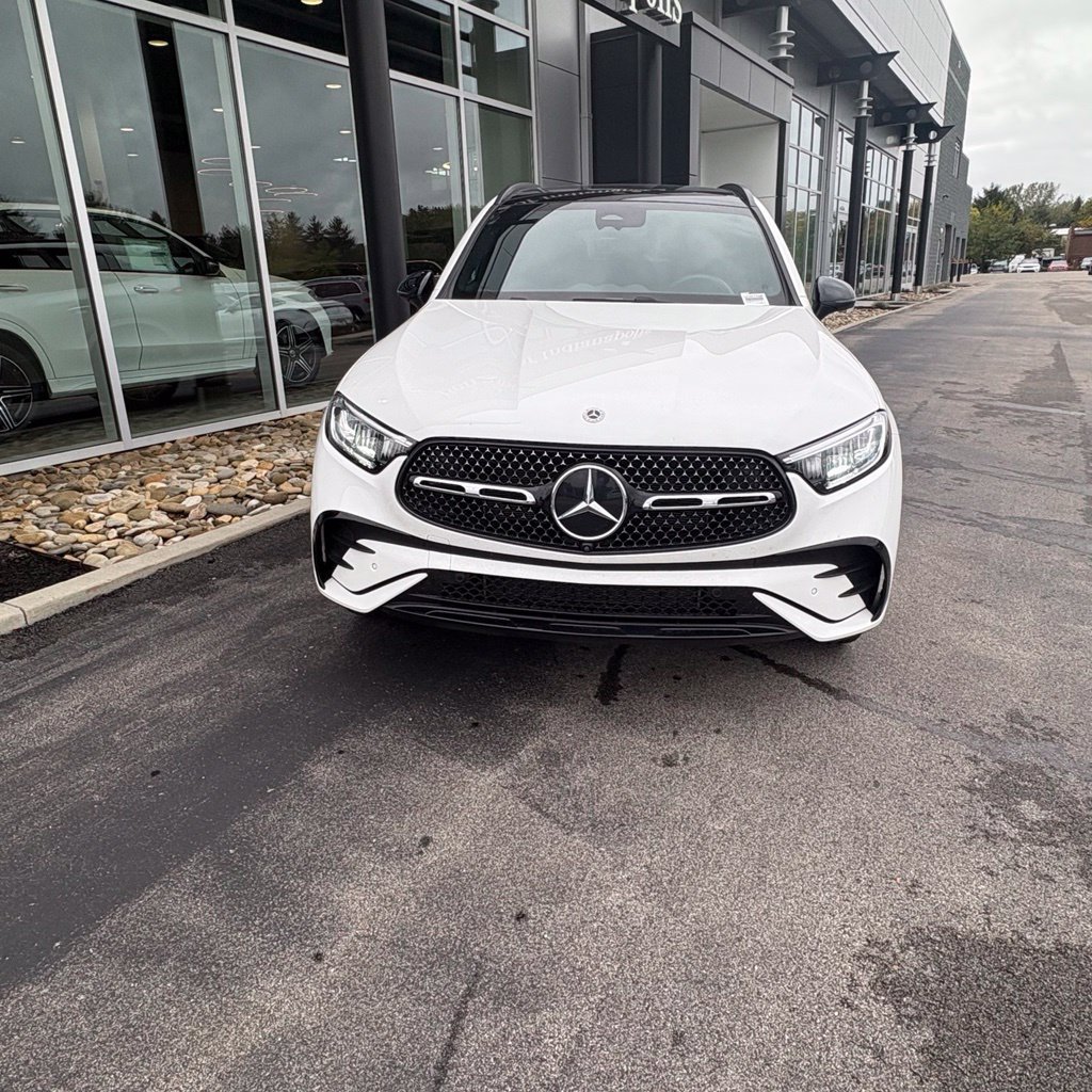 Certified 2026 Mercedes-Benz GLC 300 4MATIC image 3