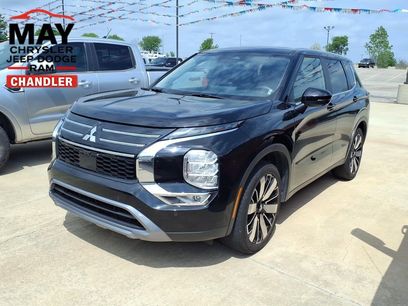 Used 2025 Mitsubishi Outlander SE