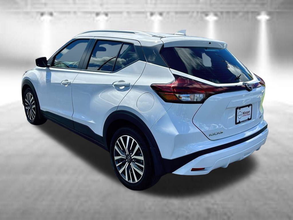 Certified 2024 Nissan Kicks SV FWD image 9