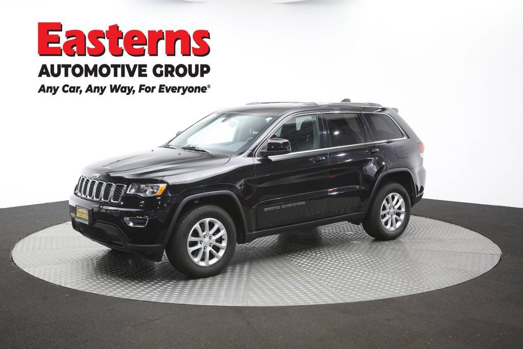 Used 2021 Jeep Grand Cherokee Laredo AWD/4WD image 59