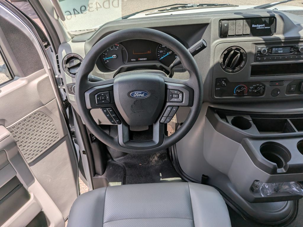 New 2026 Ford E-350 and Econoline 350 Super Duty w/ Power Equipment Group RWD image 15
