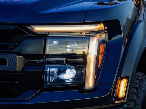 Used 2025 Ford F150 Raptor image 5